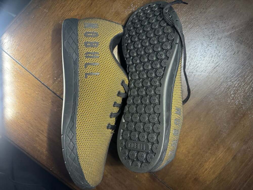 Nobull Trainer Size 10.5 Mustard Black